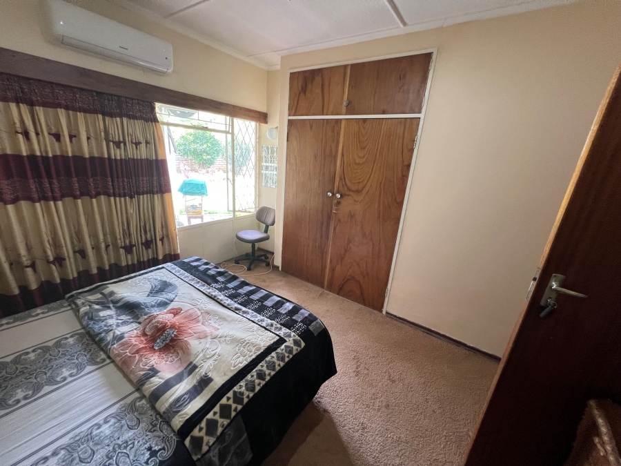 6 Bedroom Property for Sale in Irene Park North West